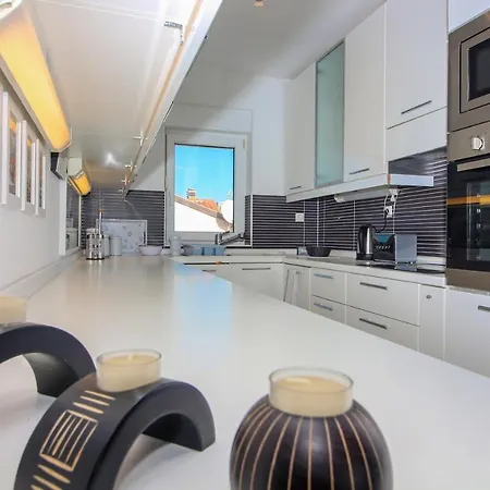 Apartman Vistamar *