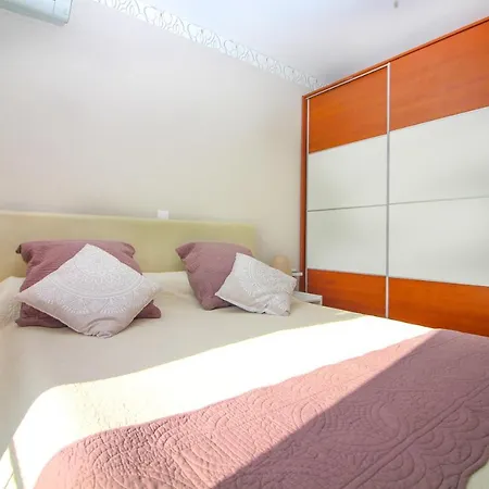 Apartman Vistamar Rogoznica