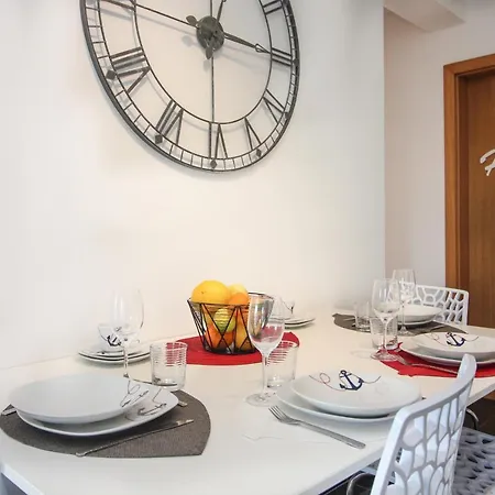 Vistamar Apartment *